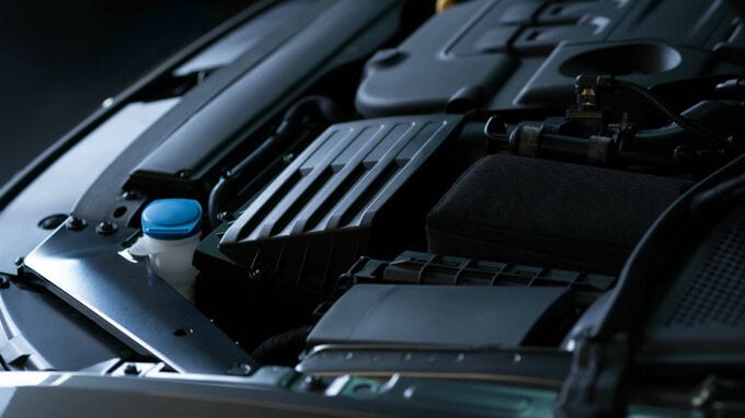 マツダの新エンジン 小型モーターを搭載 意外な新技術に注目
