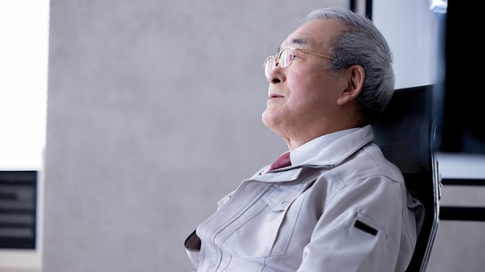 創業50年・売上5億円の企業が社長交代後“わずか1年で倒産”…80歳先代が選んだ後継者「43歳娘」の無能【税理士が解説】