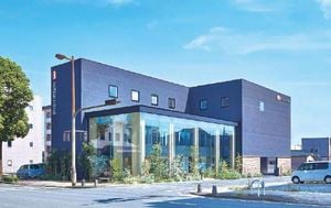 ツーバイフォー3階建て 事務所・ショールーム 延床面積947.31㎡（286.56坪） ※画像を指定すると、詳細情報に遷移します。