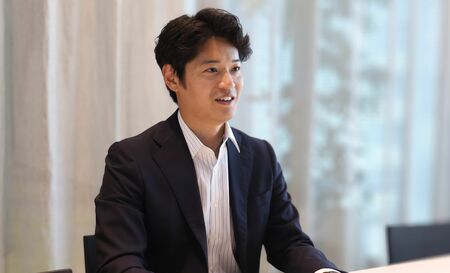 ReINN株式会社　代表取締役CEO　赤津 諒一