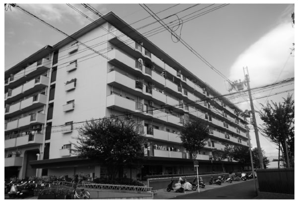 マンション全景（事例1）