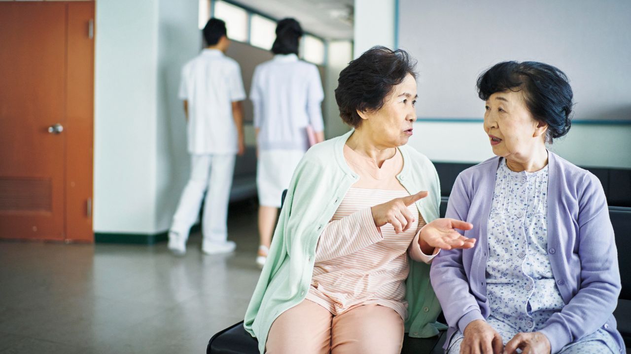 年金月13万円・5年前に夫を亡くした78歳女性「健康だけが取り柄です」と笑顔も、毎日のように病院に通うワケ