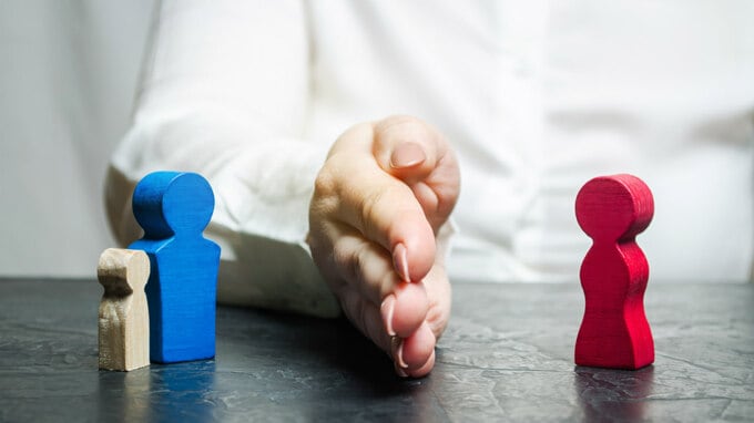 家庭内暴力で離婚を決意したが…夫は「ガン」が発覚し、死亡