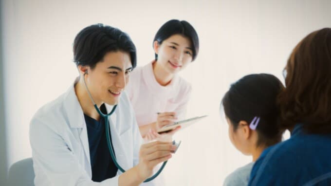 なくてはならない診療科目なのに…少子高齢化に伴う「小児科倒産激増」の現実と「集患対策」の重要ポイント