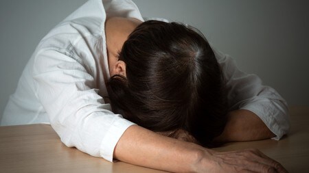 体の不調と一生付き合っていかなければならない…（画像はイメージです／PIXTA）