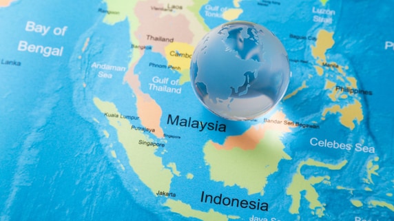 インドネシア・シンガポール・タイ…優遇税制の見直し迫る「OECD最低税率制度」とのせめぎ合い【国際税務の専門家が解説】