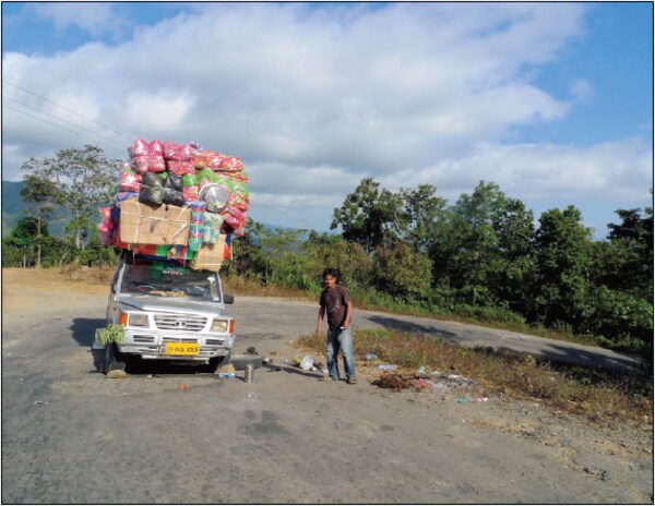 かつて日本軍が敗走した「白骨街道」が経済の道になろうとしている