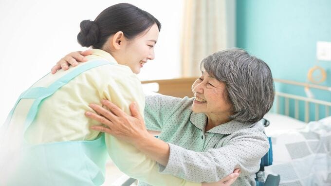 「給与」でも「勤務条件」でもない…。スタッフがすぐに辞めてしまう「介護施設」の特徴【事例付き】