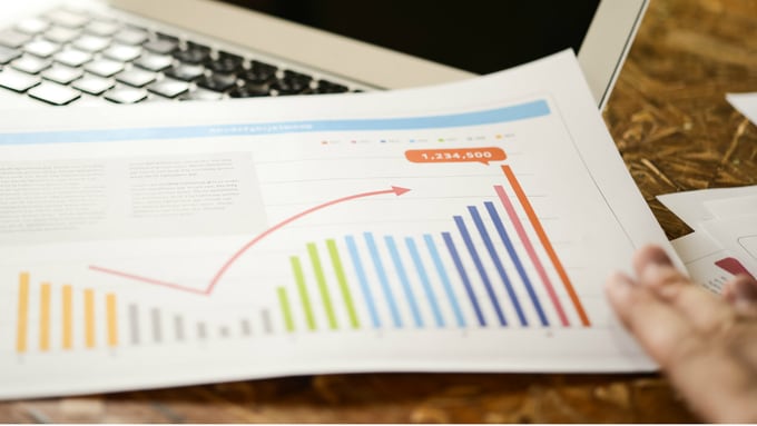 一度融資を謝絶された銀行に「借りてください」と言わせた事例