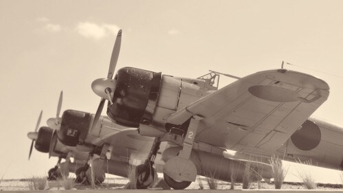 日本は戦争の時代に突入、喜劇はとくに当局から敵視され、脚本は重箱の隅をつつくような検閲を受けたという。（※写真はイメージです／PIXTA）