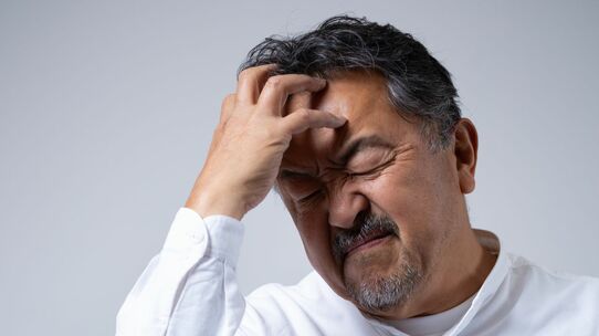 悠々自適な70代大地主の父、長男のため「相続税2億円」を節税も…余生でじわじわ首を絞められるはめとなったワケ【元メガ・大手地銀の銀行員が助言】