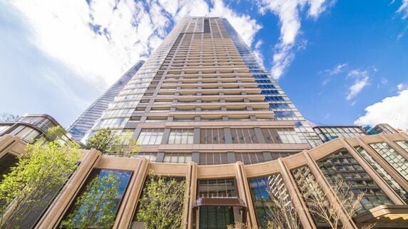 最高級ホテル・アマンのサービスが受けられる港区タワマン…最上階を「2億ドル」で購入と噂される「超富裕層の正体」