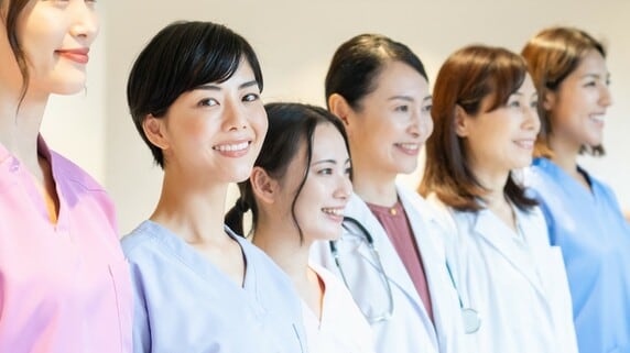 開業クリニックが押さえておくべき「雇用」と「業務委託」の境界線…正職員／短時間／副業・兼業／フリーランス等、「多様な働き方」への対応