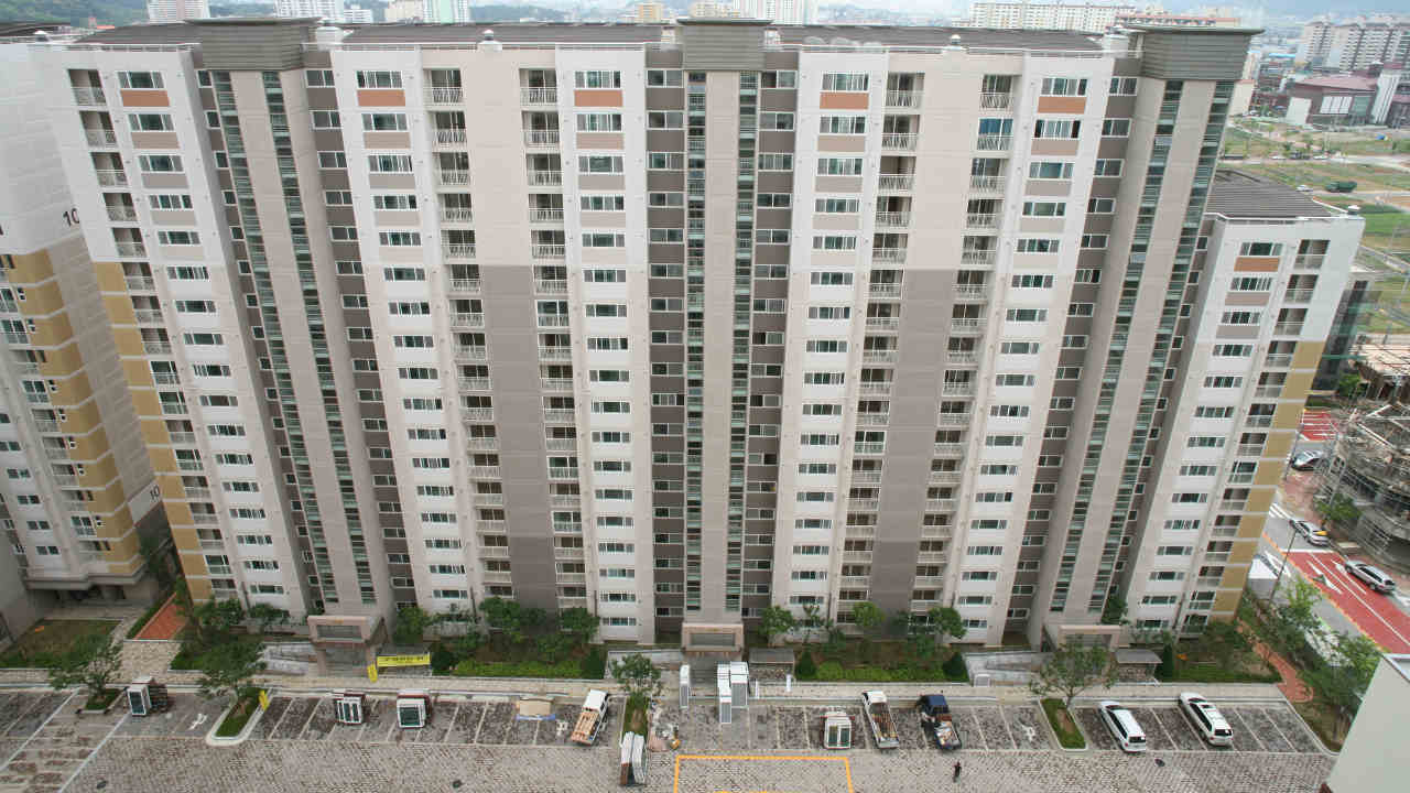 購入したマンションの所有権…「車庫部分にマンホール」の判例