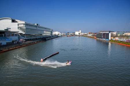 戸田をイメージといえば…（競艇場へは、「戸田公園」駅より徒歩約30分）