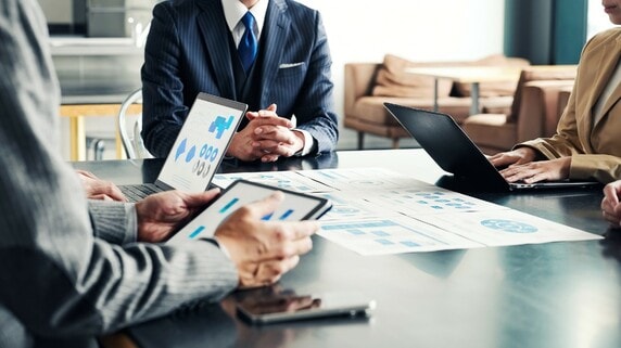 俺の努力はムダだったのか…中小企業の成長に欠かせない「仕組みづくり」に背を向ける〈経営幹部〉の思考パターン