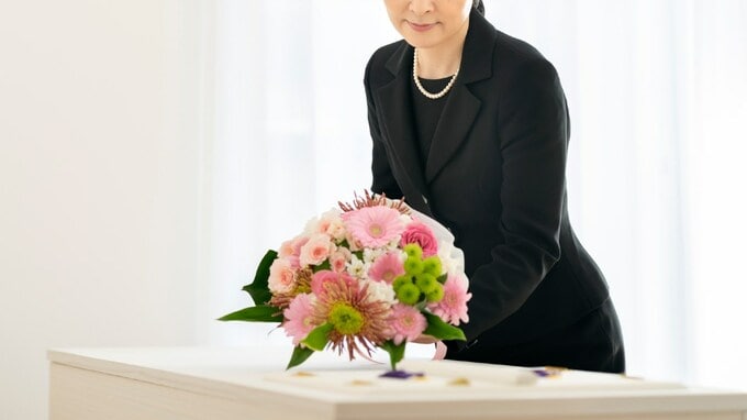 「私のお葬式はいらないよ」…“従来の一般葬”は25%にまで激減。最近の「お葬式・お墓」事情