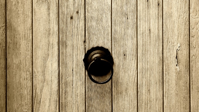 自己破産における「家具・家電・自家用車」の扱い