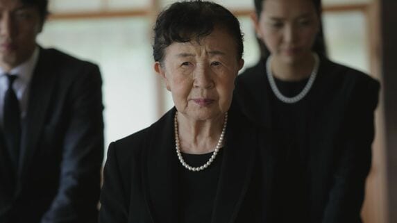 真面目で勤勉な夫、享年68歳で死去…残されたのは「貯金わずか300万円」と「遺族年金月6万円」。葬式後、専業主婦妻が号泣した「まさかの真実」