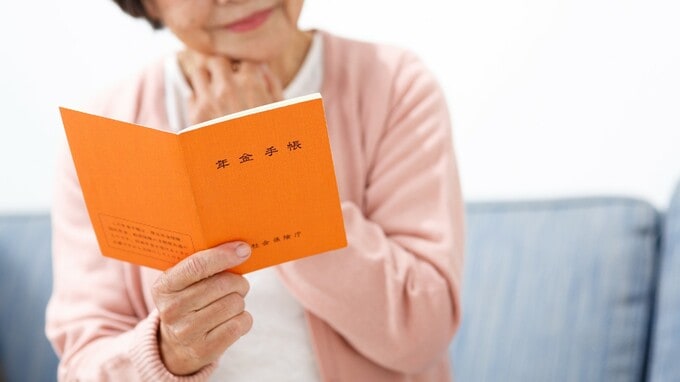 年金25万円、貯蓄5000万円…老後破綻する高額所得者が急増