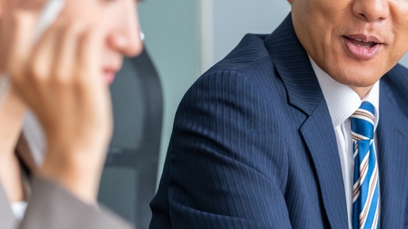 中途採用者は入れない独特の空気感…欧州のビジネスパーソンが首をかしげる、日本企業の盤石な「新卒・同期のよしみ」文化