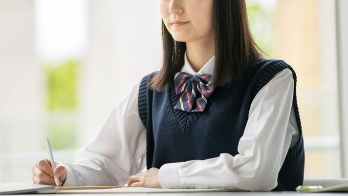 「なんで言ってくれなかったの？」…年収680万円・45歳サラリーマン、名門進学校に通う娘の“放課後の真実”に絶句