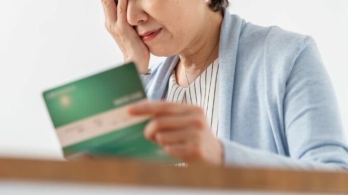 「孫の将来のため…」〈年金月16万円・70歳母〉定期預金を解約して援助→待ち受けていた親子の亀裂