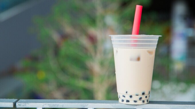 【中小企業の商品開発】惨敗続きだったが…タピオカドリンク用「太いストロー」が爆売れ