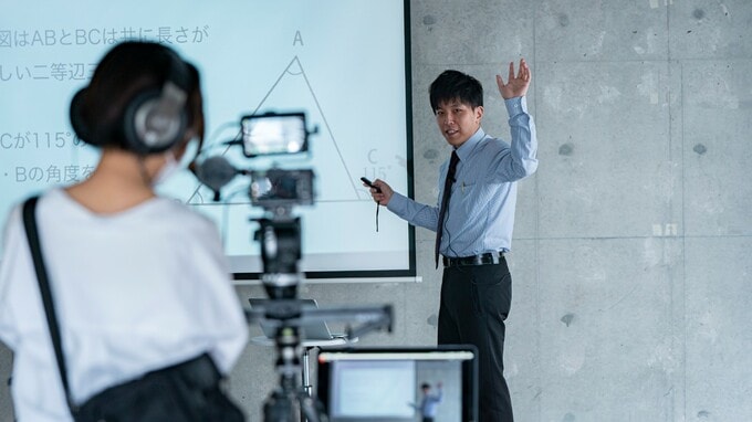 学生の乱…質が落ちた大学のオンライン授業に「学費返せ」