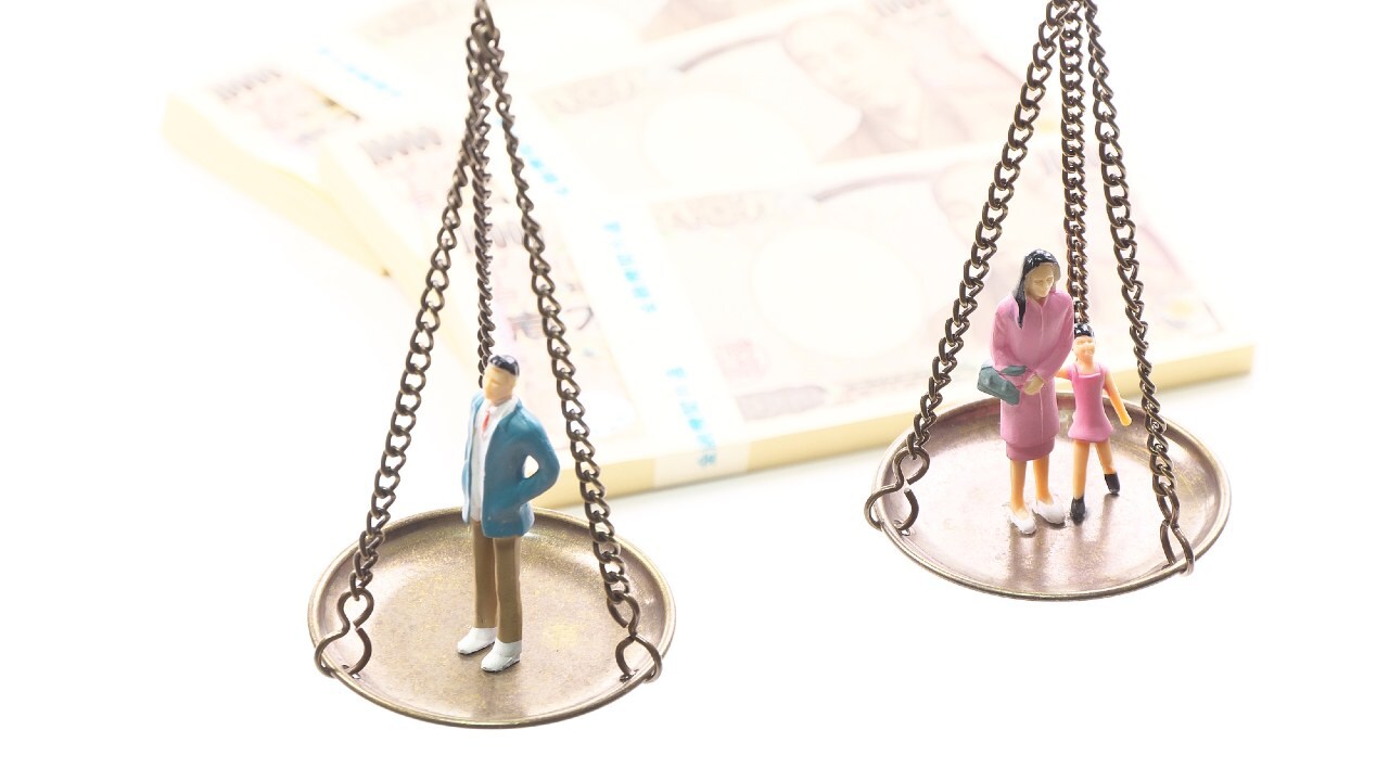 【弁護士が解説】再婚相手の連れ子に、自分の財産を渡したくない…手段はあるのか?