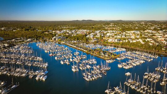 所狭しと並ぶボート 画像提供:著者