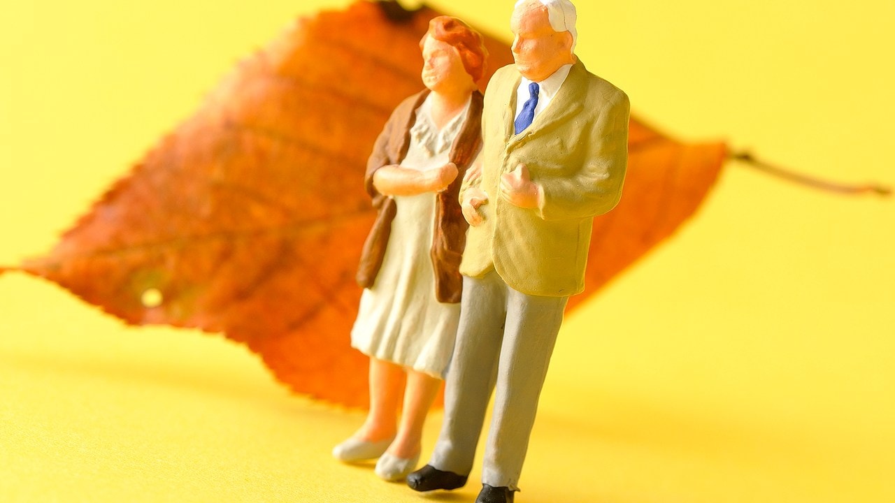 60歳間近で「投資で老後資金作り」を始めるのは遅いですか?
