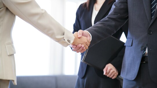 クリニック開業・・・「会計士」「取引業者」を選ぶポイント