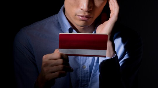 亡き父の預金通帳を見て絶句、「横領だ!」弟が問いつめると…