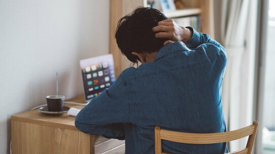 〈インボイス制度〉登録しないと取引停止になる?「免税事業者外し」は行われるのか【税理士が解説】