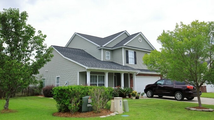 国税ダメ出し「海外不動産+タワマン節税」富裕層の節税の行方