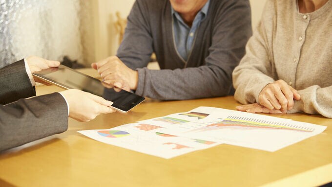 50歳以降の資産防衛で特に意識したい「リスク」への備え