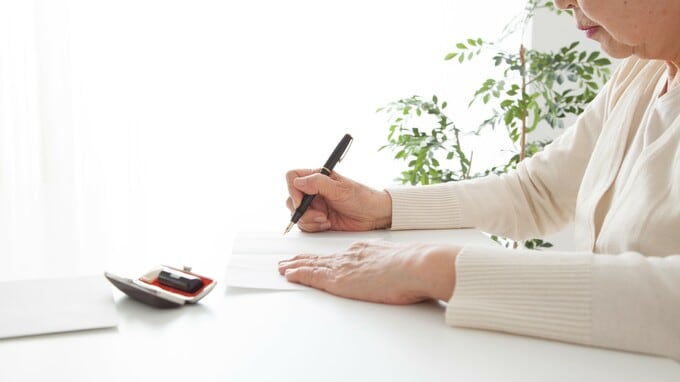遺言書が仏壇に…晩年は認知症だった母の「想い」を次女が拒絶