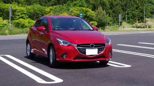 【自動車業界の2022年度4-6月期決算】円安は追い風だが、半導体不足による減産等で減益(専門家が解説)