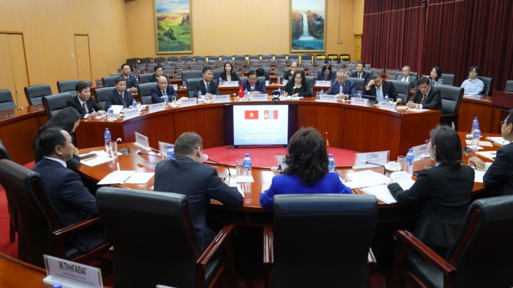 2016年樹立の「モンゴル・露・中の政府間協定」へ、ベトナムが参加意欲高める。狙いは貿易発展
