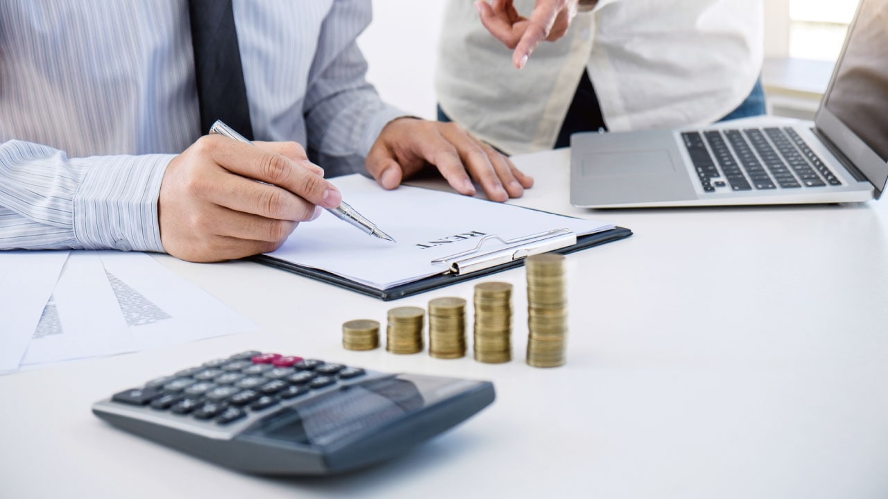 企業による寄付金の支出…損金算入できる金額は?