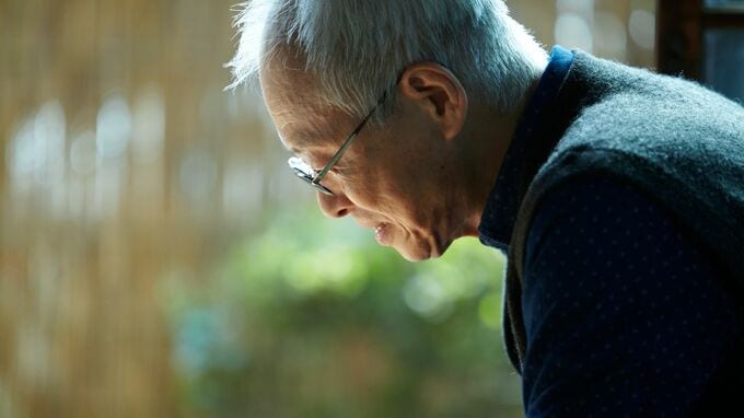 極端な倹約と貯蓄で「6,500万円」達成…67歳元会社員が「人生、お金だけあっても意味がない」と零すワケ