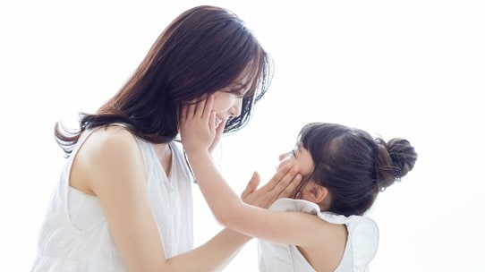 恐ろしい…毒親と気づいても「母から逃げきれない女性」があまりに多いワケ