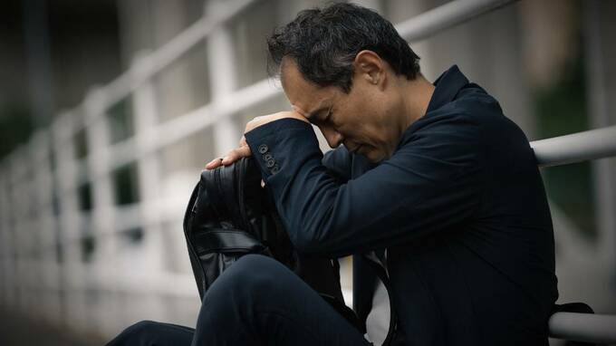 「給与所得者への増税」岸田首相は否定したが…財務相が「大増税」目論む6項目に現役世代、撃沈【マクロストラテジストが解説】