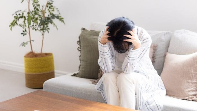 「お母さんを嫌いになったわけじゃない。でも…」〈月収38万円・49歳独身娘〉、それでも実家を離れた“切実な事情”