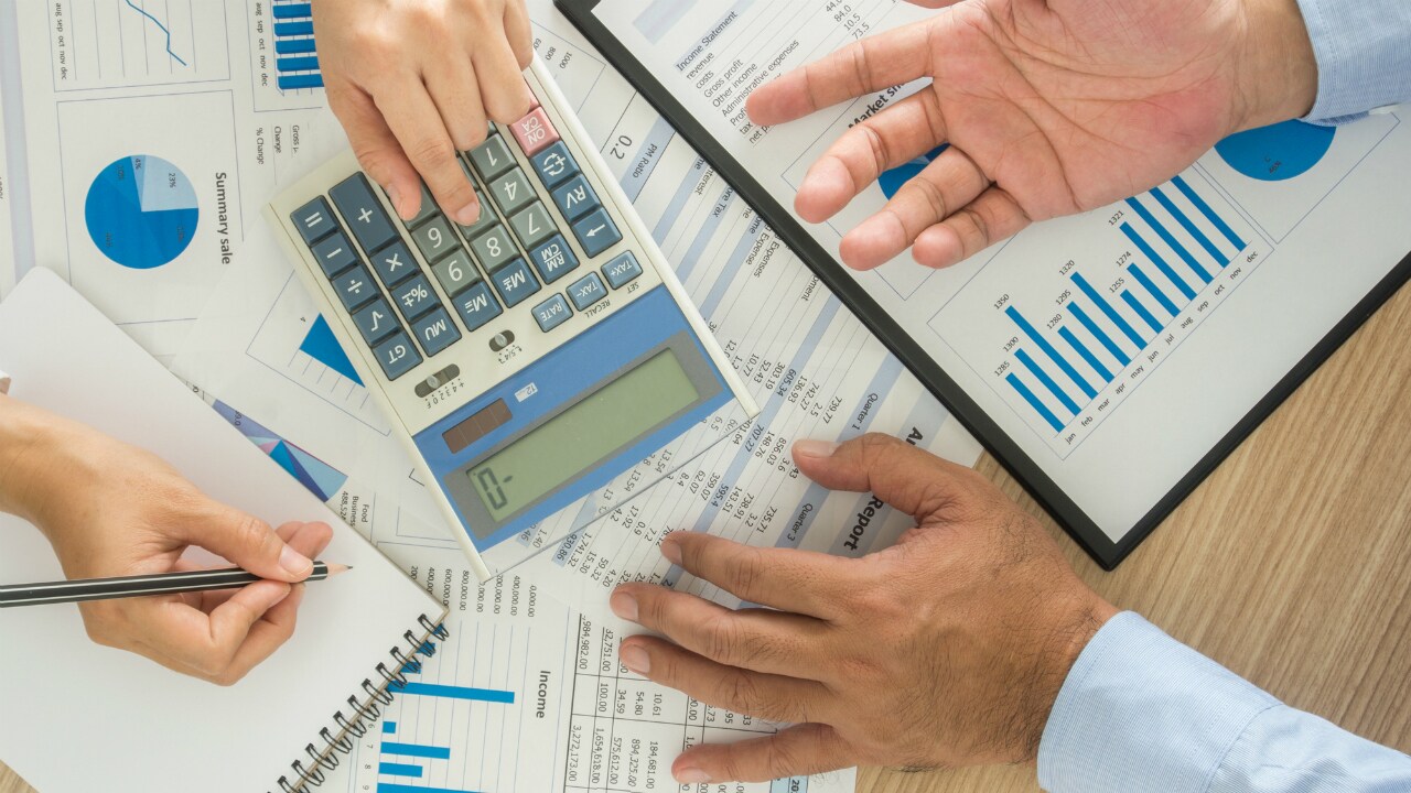 「お金のタマゴ」の図における「欲張らない投資」とは?
