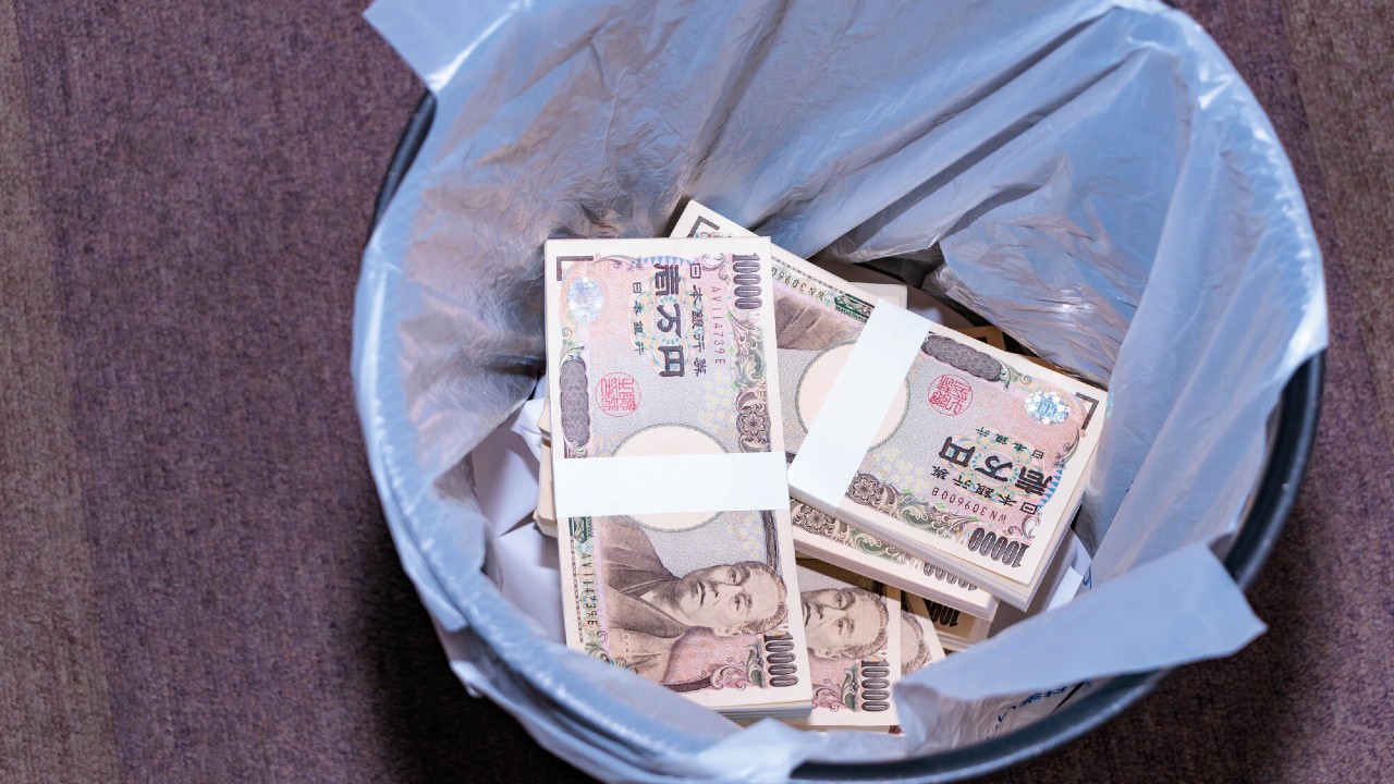 「配送ドライバー」が集まらない…頭を抱える運送業界社長が「2,000万円」をドブに捨てた理由