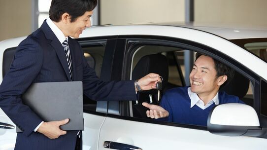 ブランド間での魅力度格差が鮮明に…「走りも外観も満足」と1位を受賞した車とは？【2025年日本自動車商品魅力度調査】