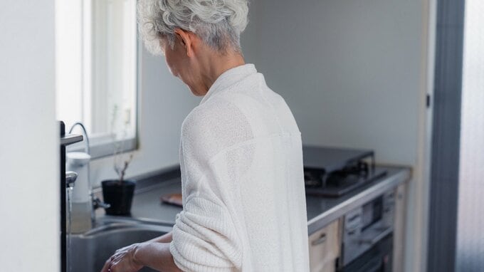 〈年金月13万円〉83歳女性、57歳息子の「面倒みるよ」に救われたはずが…4ヵ月後に突きつけられた〈冷たい現実〉