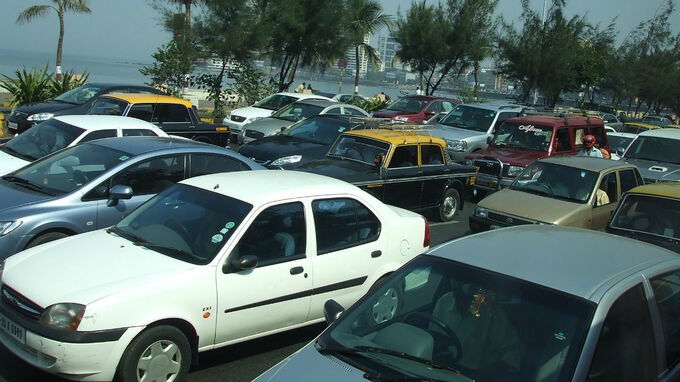 インド車市場 独を抜く やはり、インド関連銘柄の本命銘柄・穴銘柄は…